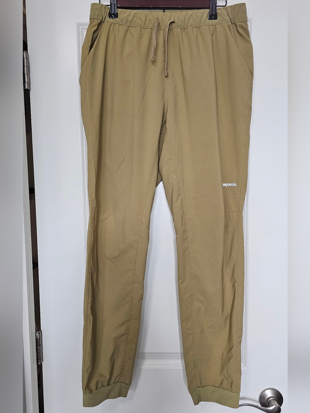 Patagonia Women’s Medium Lightweight Hiking Pants Tan Gorpcore Trail